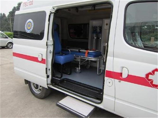 三更罗镇救护车出租服务案例7