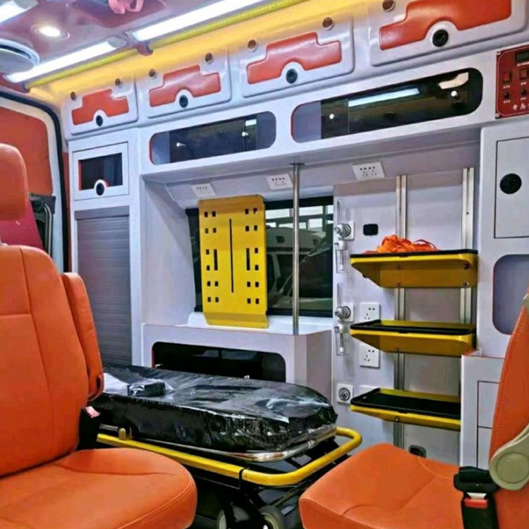 三更罗镇长途救护车护送病人租赁价格